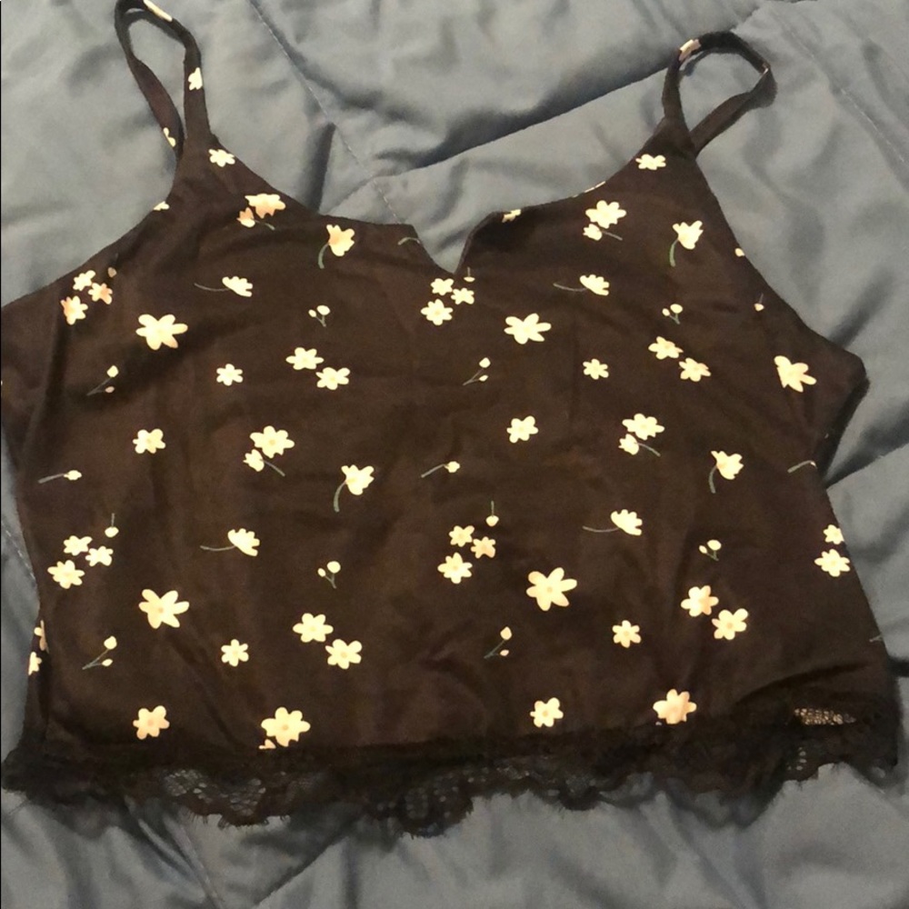 Black spaghetti crop top
